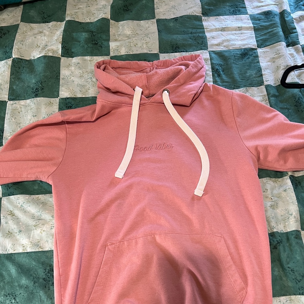 Sweater - Picture 4 of 4
